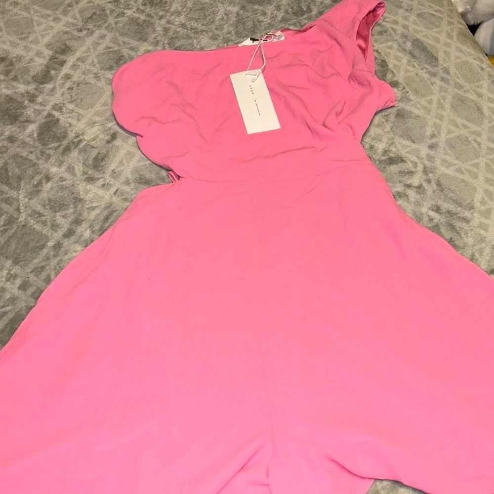 Lush Pink Romper - Picture 2 of 4